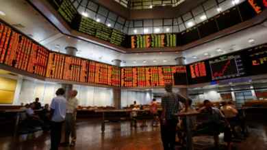 رئيس الاحتياطي الفدرالي في شيكاغو: زيادات الفائدة أو خفضها واردة بعد انهيارات الأسواق العالمية