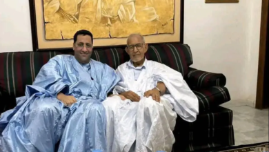 الوزير الأول المختار ولد أجاي يزور رئيس حزب التكتل أحمد ولد داداه ويعرب عن تقدير رئيس الجمهورية