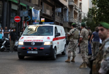 المونيتور: شكوك عنصرين من حزب الله دفعت إسرائيل إلى تعجيل تفجيرات البيجر