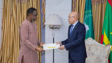 غزواني يتلقى رسالة شكر من النقيب تراوري عبر وزير النقل البوركيني