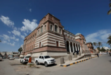 أزمة مصرفية في ليبيا تعرقل المعاملات وتعطل صرف الرواتب وسط تصاعد الصراع السياسي