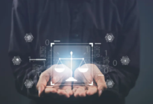 الاتحاد الأوروبي يصدق على أول قانون عالمي للذكاء الاصطناعي: تنظيم ومخاوف مستقبلية