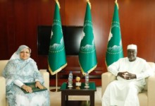 جهة نواكشوط تطالب بتفعيل المجلس الأعلى للتجمعات الترابية خلال تسليم رسالة من الرئيس الموريتاني إلى رئيس مفوضية الاتحاد الإفريقي