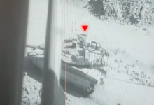 كتائب القسام توثق تدمير دبابة إسرائيلية بعبوة شديدة الانفجار في معسكر جباليا