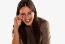 الضحك كعلاج فعال لجفاف العين: دراسة تكشف نتائج واعدة