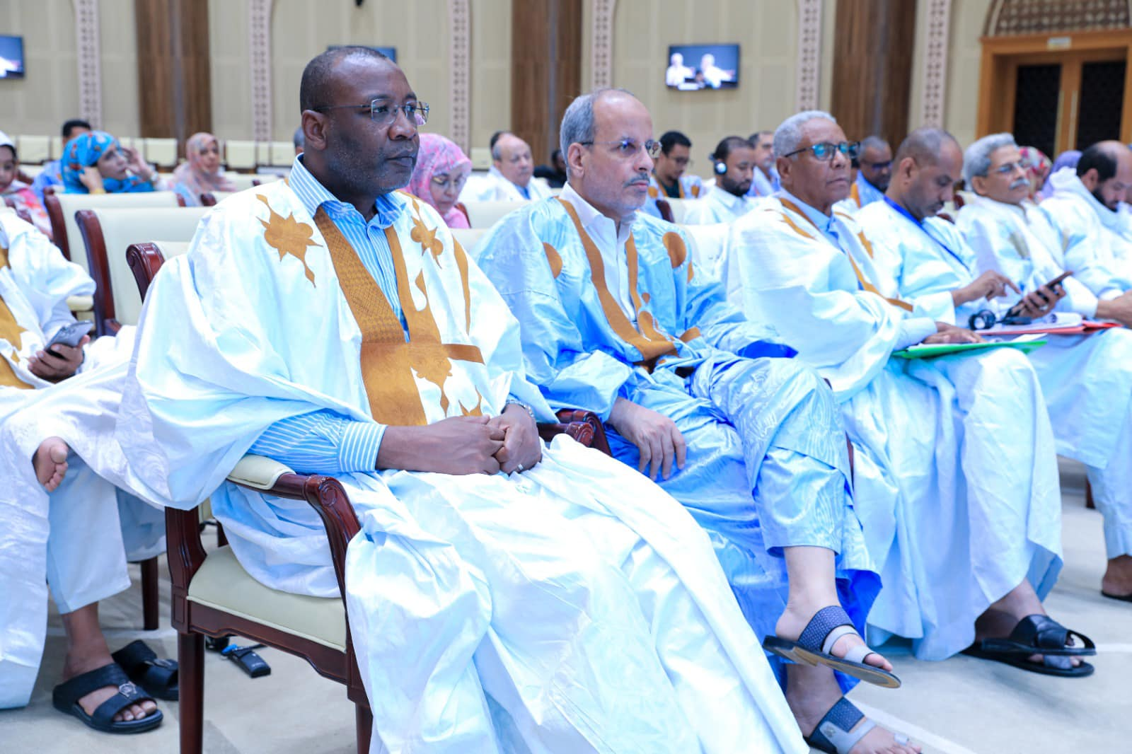 حزب الإنصاف في موريتانيا يتعهد بتنفيذ توصيات ندوة "الحكامة الرشيدة" لمحاربة الفساد