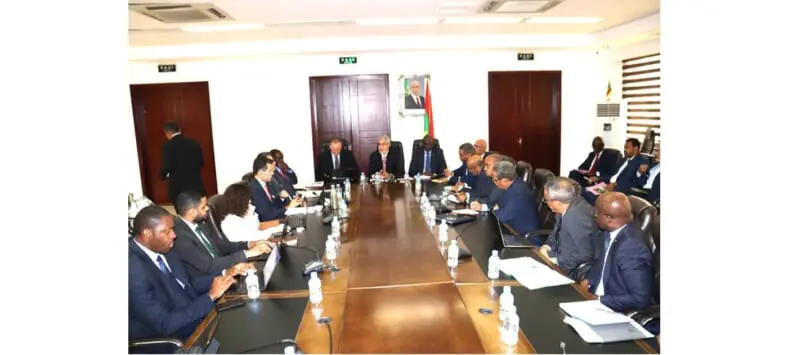 وزير الاقتصاد والمالية يلتقي ببعثة صندوق النقد الدولي في نواكشوط