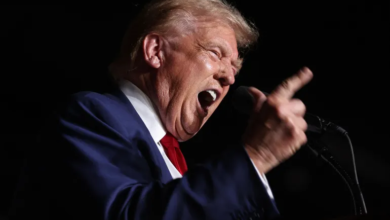 ترامب يتهم غوغل بالتلاعب بنتائج البحث ويهدد بمقاضاتها في حال فوزه بالانتخابات