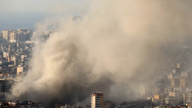 تصاعد التوتر بين إسرائيل وحزب الله: غارات جوية وإنذارات بالإخلاء وسط اشتباكات عنيفة
