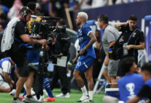 إصابة جديدة تبعد نيمار عن الملاعب لمدة أسبوعين بعد مشاركته مع الهلال في دوري الأبطال