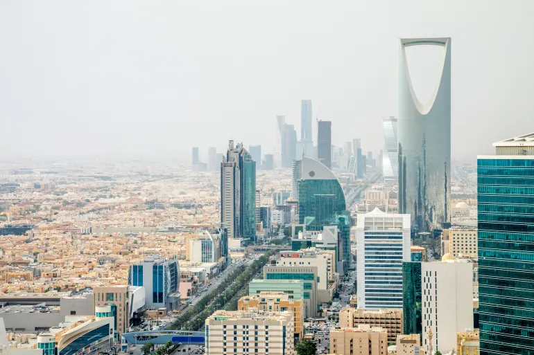 اقتصاد السعودية ينمو 2.8% في الربع الثالث مدفوعًا بزيادة الأنشطة غير النفطية